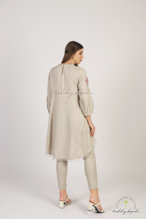 NK LINEN LAZER CUT WORK EMBROIDERED TUNIC CORD SET